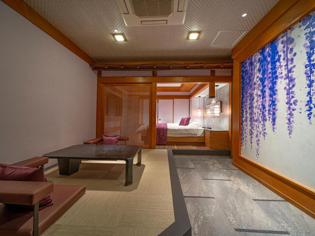 Hotel U'S Kouroen (Adults Only) Nishinomiya Bagian luar foto