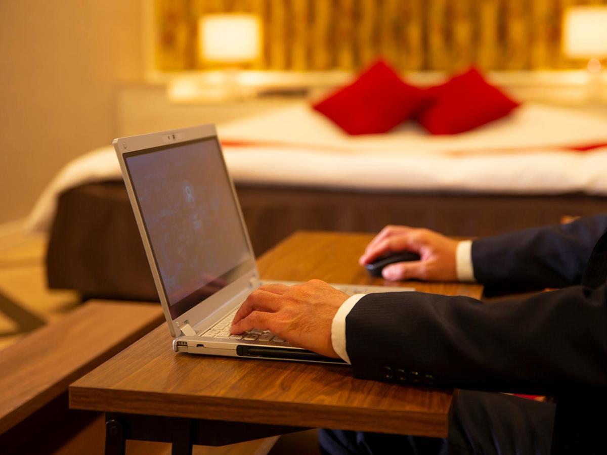 Hotel U'S Kouroen (Adults Only) Nishinomiya Bagian luar foto