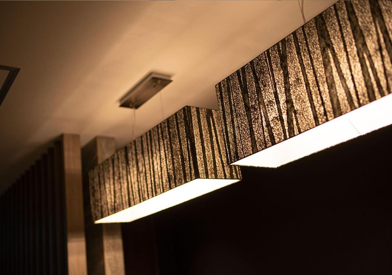 Hotel U'S Kouroen (Adults Only) Nishinomiya Bagian luar foto