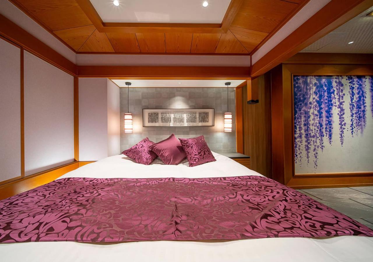 Hotel U'S Kouroen (Adults Only) Nishinomiya Bagian luar foto